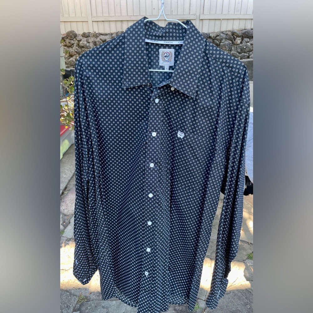 Cinch Button Down Longsleeve